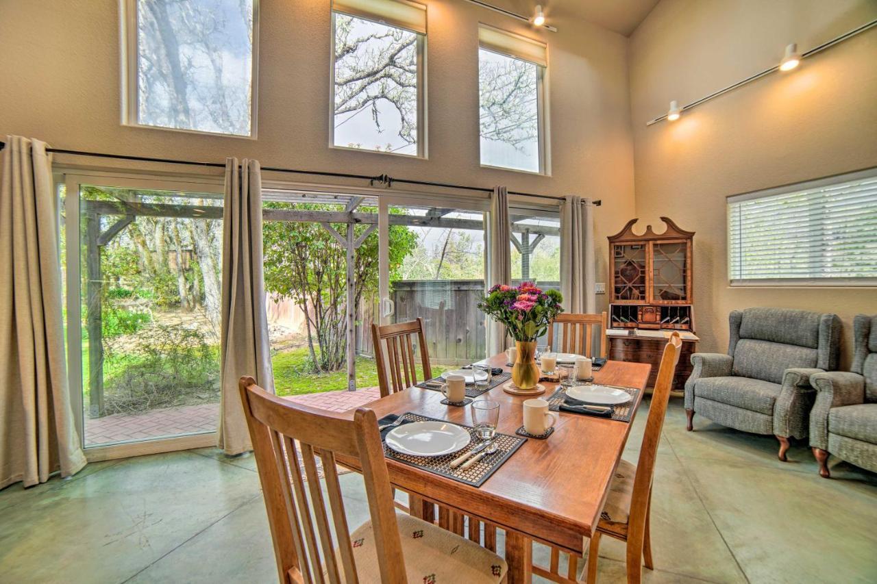 Hilltop Loft Ukiah Vacation Rental! Buitenkant foto