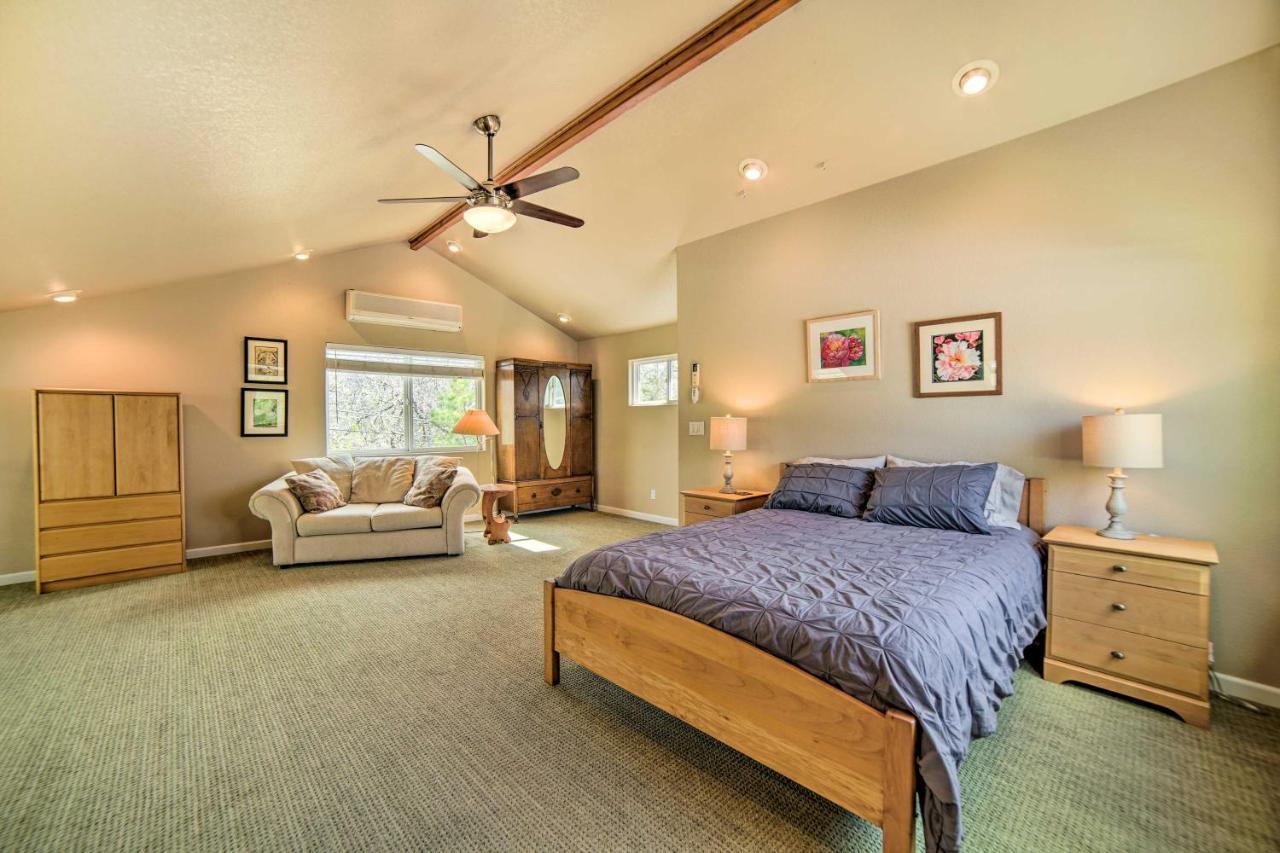 Hilltop Loft Ukiah Vacation Rental! Buitenkant foto