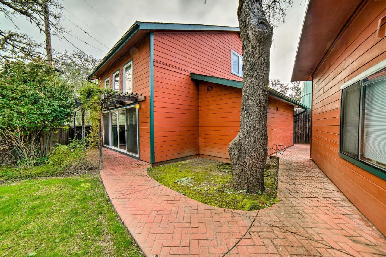 Hilltop Loft Ukiah Vacation Rental! Buitenkant foto