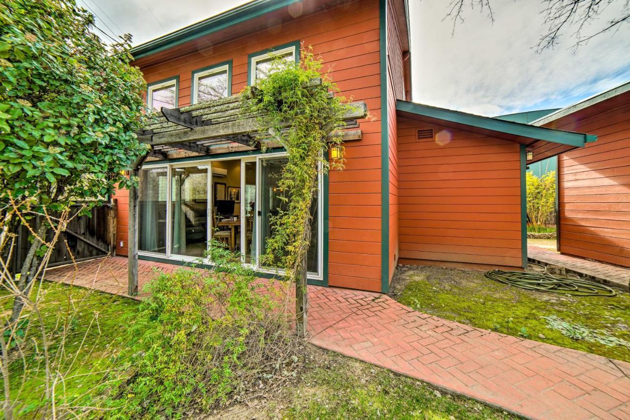 Hilltop Loft Ukiah Vacation Rental! Buitenkant foto